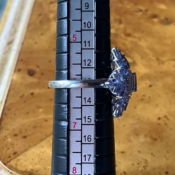 Natural Tanzanite Sterling Silver Cocktail Ring Size 6 - Picture 8 of 9